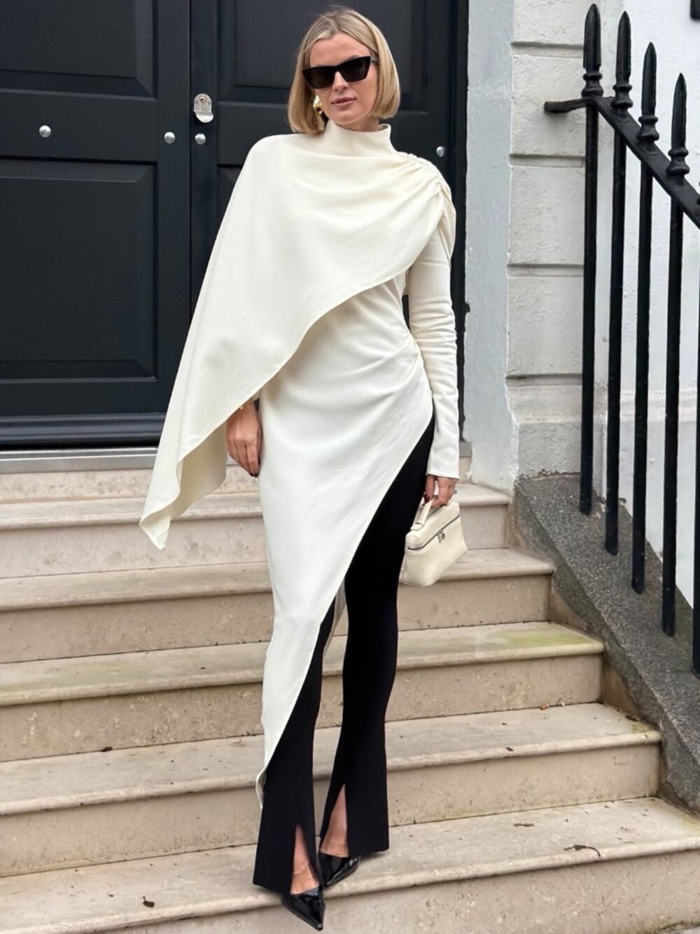 Helsa The Wilhelmina Cape Top
